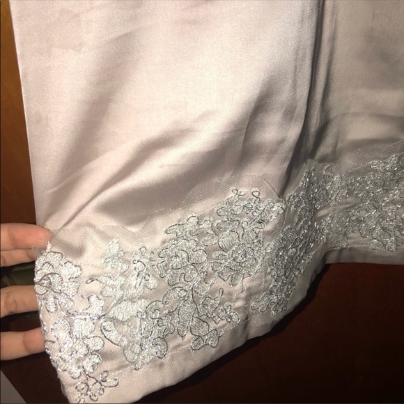 White and silver SEE THRU DRESS w/ embellishments - Picture 5 of 8